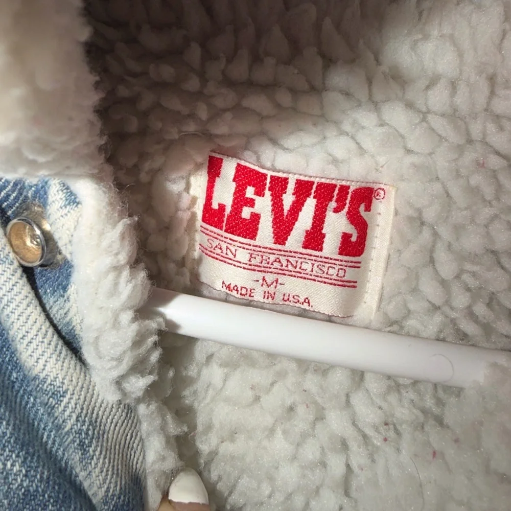 Vintage Levi’s Acid Wash Denim Sherpa Lined Trucker Jacket